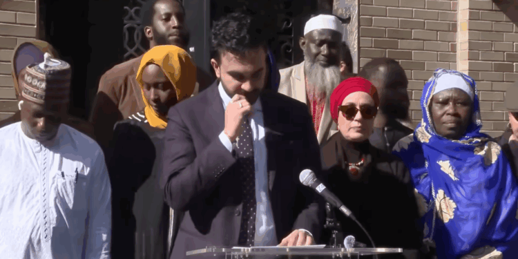 Mamdani: The Real Victim Of 9/11 Was My Muslim Aunt