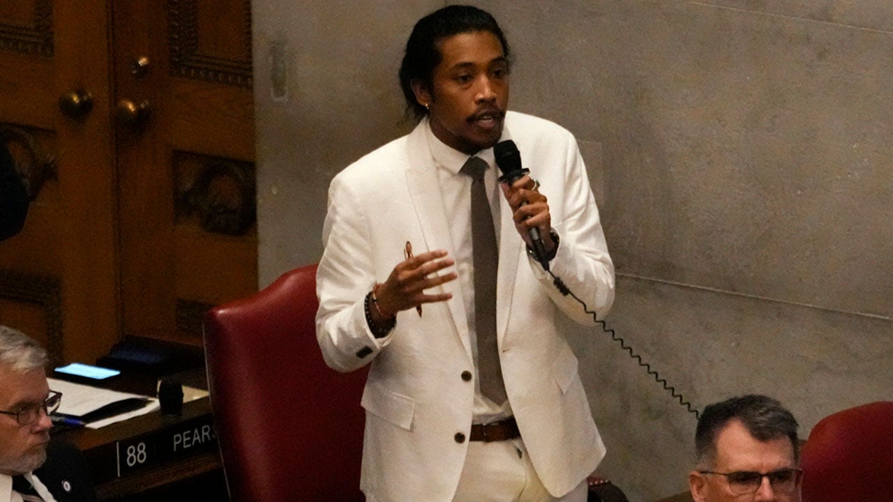 Federal judge dismisses Tennessee Rep. Justin Jones expulsion lawsuit