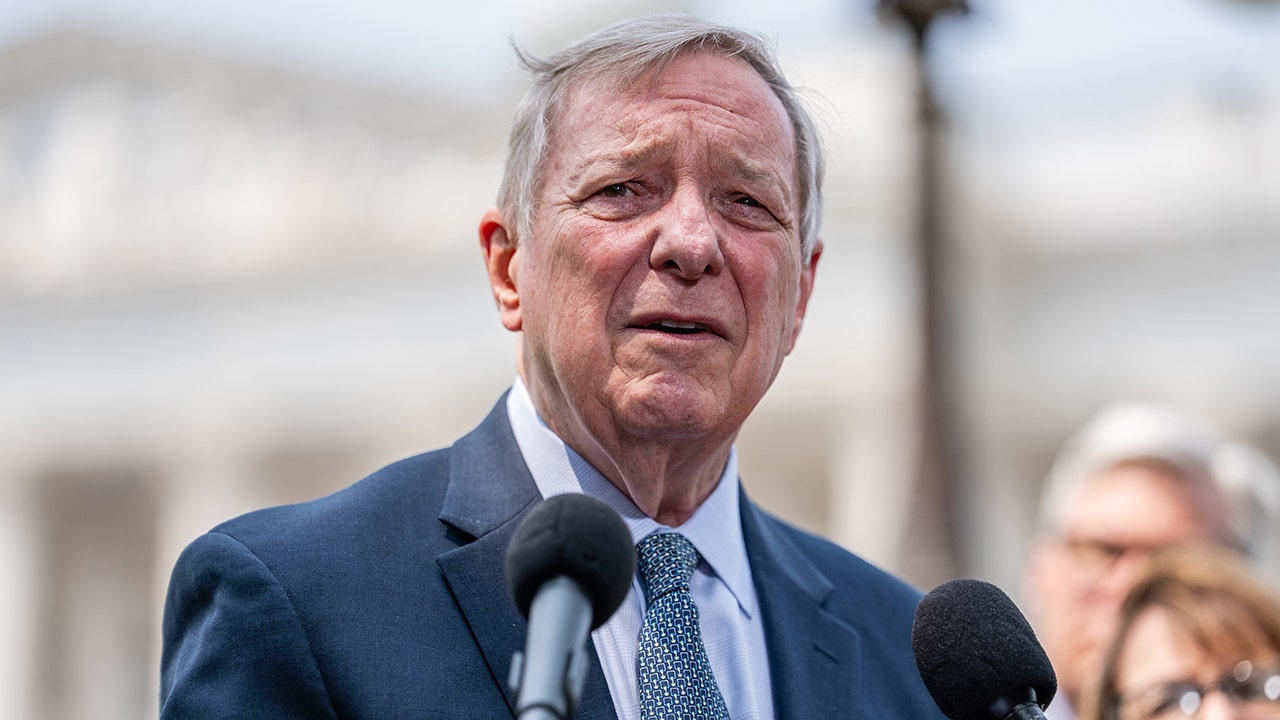 Democrat Dick Durbin claims Trump admin is 'terrorizing people in their homes'