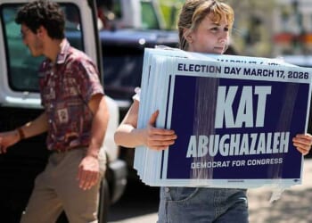 Far-left congressional candidate hit with reality check after allegedly impeding ICE operations