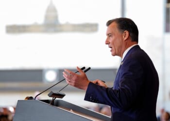 Democrat Suozzi endorses Cuomo over party's NYC mayor nominee Mamdani