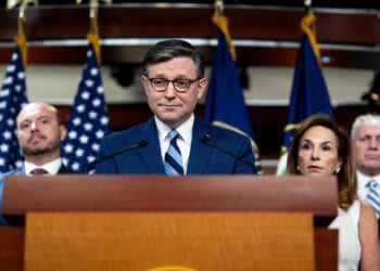 Divisions over Obamacare threaten Republican unity as shutdown drags on