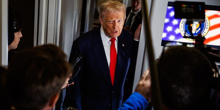 Trump asks courts to clarify SNAP food stamp payments amid shutdown