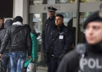 20 States Call on EU to Negotiate Deportation Deal with Afghanistan