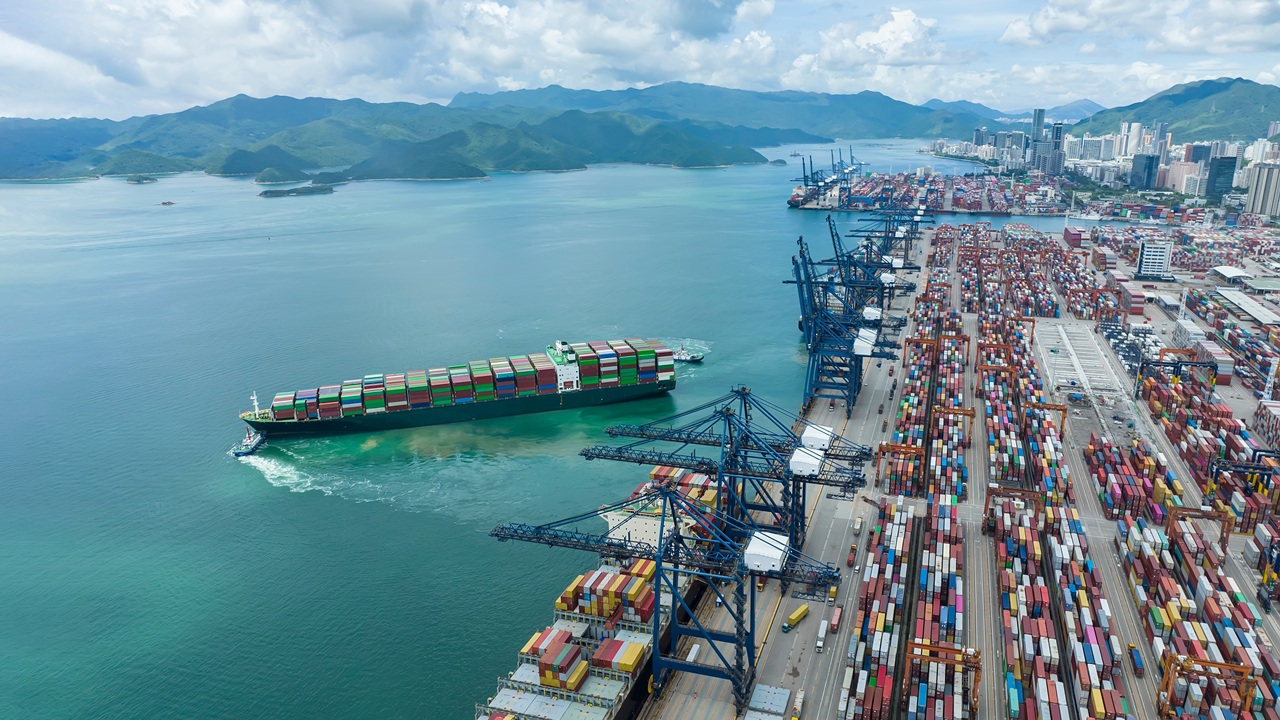 A busy Chinese port during the day.