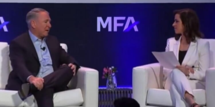 Billionaire Businessman Reflects on 'Not Hard' Decision to Leave Crime-Ridden Chicago | The Gateway Pundit