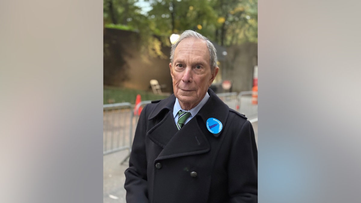 Mike Bloomberg wears voting sticker in endorsement for Cuomo