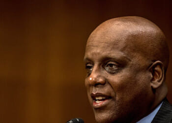 Chicago-Area Judge Rules ICE Can Be Arrested at Courthouses