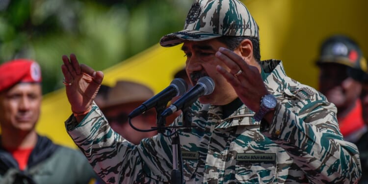 Nicolas Maduro giving a speech.