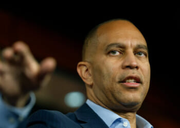 Jeffries Rejects Legislation to Extend Obamacare Subsidies for One Year