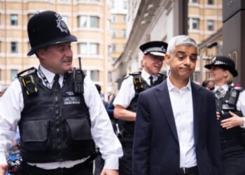 Khan, Met Police Accused of 'Covering Up' of London Grooming Gangs
