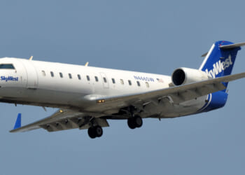 LA-Bound Flight Makes Emergency Landing with Pilots Fearing Attempted Cockpit Breach | The Gateway Pundit