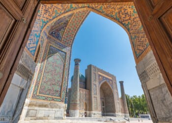Samarkand mosque in Central Asia, Uzebkistan.