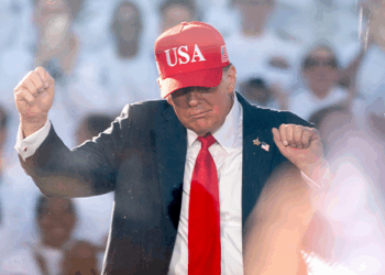 The Week Trump Danced Circles Around His Critics, China, and Putin