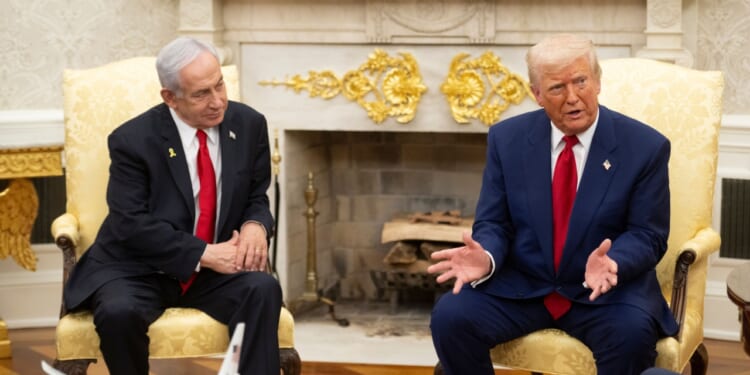 Donald Trump and Benjamin Netanyahu discuss Gaza at the White House.