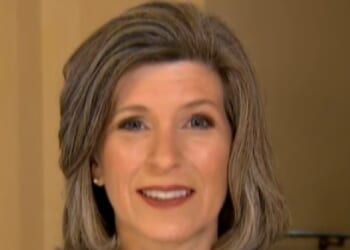 Tomahawks Would 'Put Russia Back Into a Box'