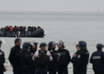 UK Migrant Returns Deal With France Will Take Three Centuries to Pay Off