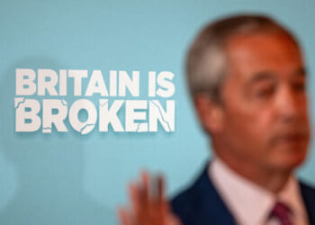 Voters From Every Party and Region Say 'Britain is Broken', Poll Finds