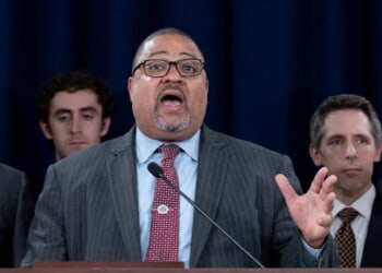 Bragg avoids mentioning Trump prosecution during re-election campaign