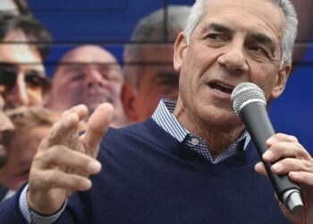 Republican candidate narrows the gap in NJ governor race with the help of key Dem endorsements