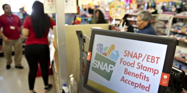 Charts: Government shutdown threatens SNAP benefits for 42M Americans