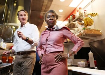 Virginia GOP gubernatorial candidate Earle-Sears makes final pitch to voters