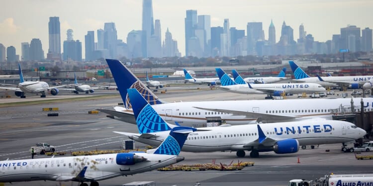 Fox News Politics Newsletter: Charts show shutdown airport disruption