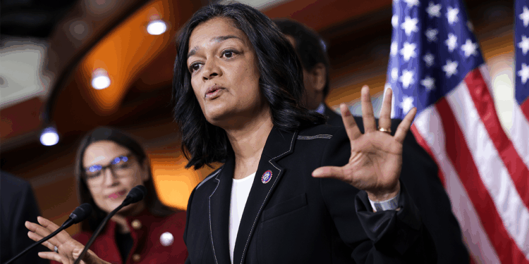 Rep Jayapal says Democrats must 'stand strong' amid shutdown crisis