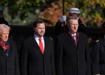 Trump lays wreath at Tomb of the Unknown Soldier at Arlington National Cemetery on Veterans Day