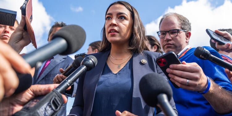 Progressive Democrats unload on party leadership over government shutdown deal