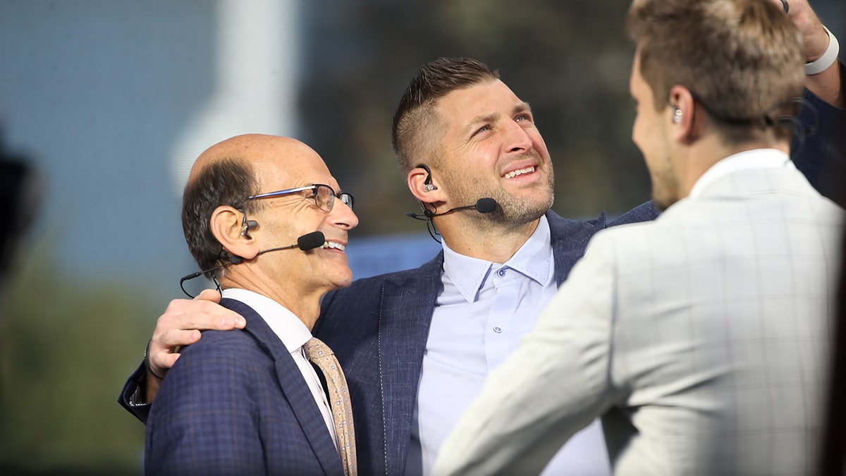 Paul Finebaum and Tim Tebow take a selfie
