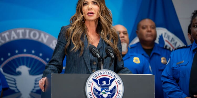 Homeland Security’s Bloated ‘Intelligence’ Office Is Costing Taxpayers $348 Million Every Year