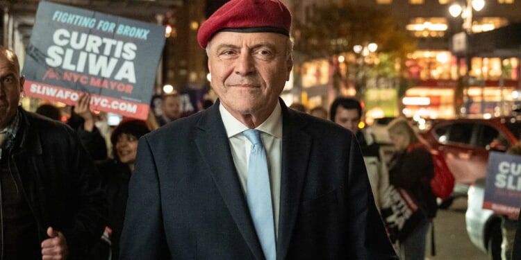 Curtis Sliwa accused of not paying NYC campaign workers after mayoral loss