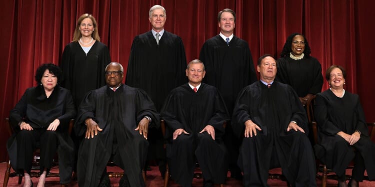 Texas asks Supreme Court to overturn blocked congressional redistricting map