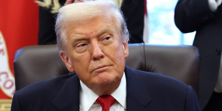 Trump 'immediately' ends deportation protections for Somalis in Minnesota