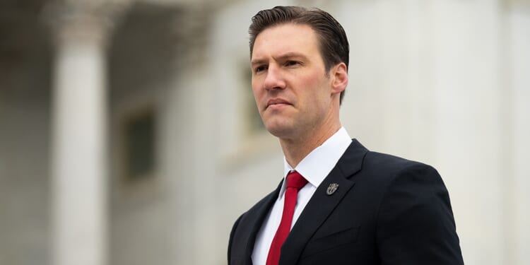 House Republican unveils bill to penalize states that release repeat offenders