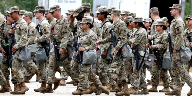 Texas National Guard troops to return from Illinois before Thanksgiving