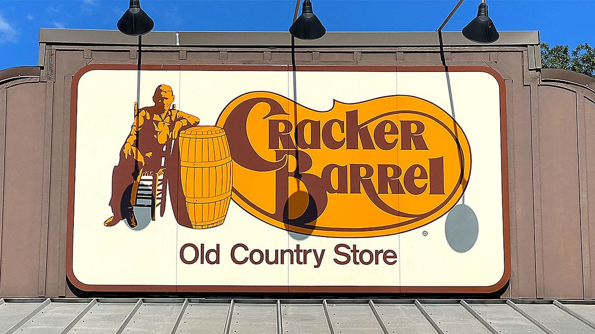 Cracker Barrel Old Country Store sign