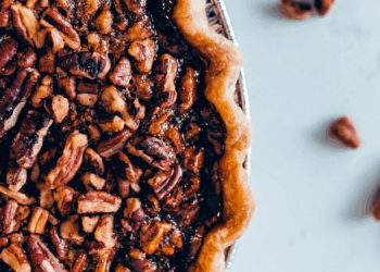 I Will Be Having This Chocolate Bourbon Pecan Pie At Every Single Holiday Dinner This Year