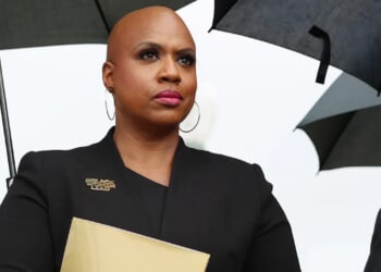 Squad member Rep. Ayanna Pressley says people have been 'abducted & deported'