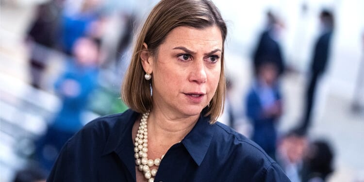 Sen. Slotkin silent on Trump's guard shooting comments after D.C. attack