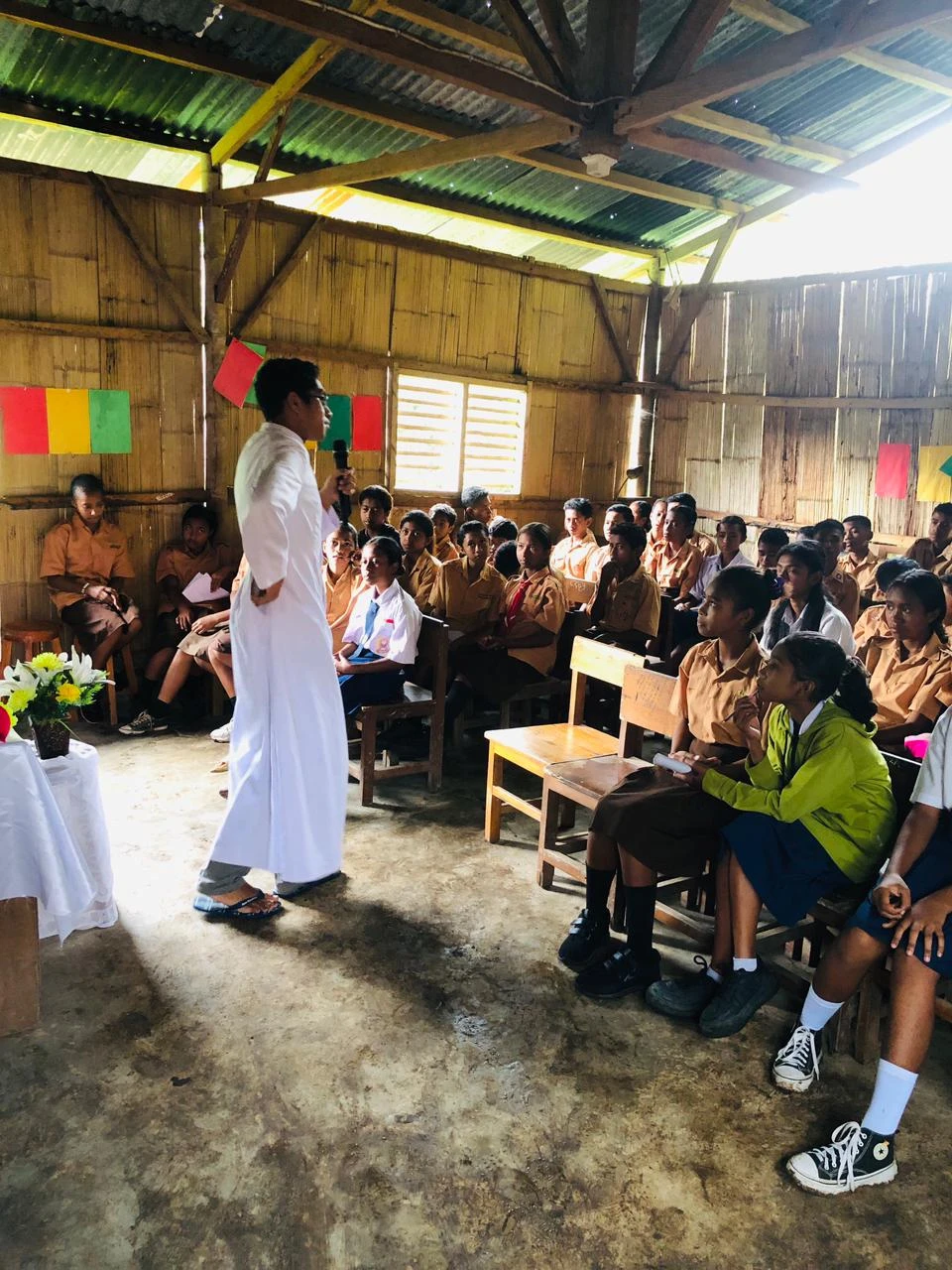 A seminarian conducts pastoral activities at a local school on the island of Flores, Indonesia. Credit: St. Paul's Major Seminary