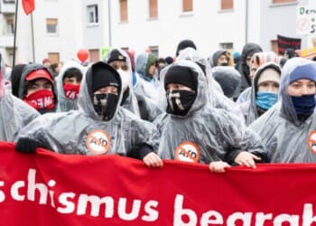 Antifa Clash With Police, Attack MP at Launch of AfD Youth Branch