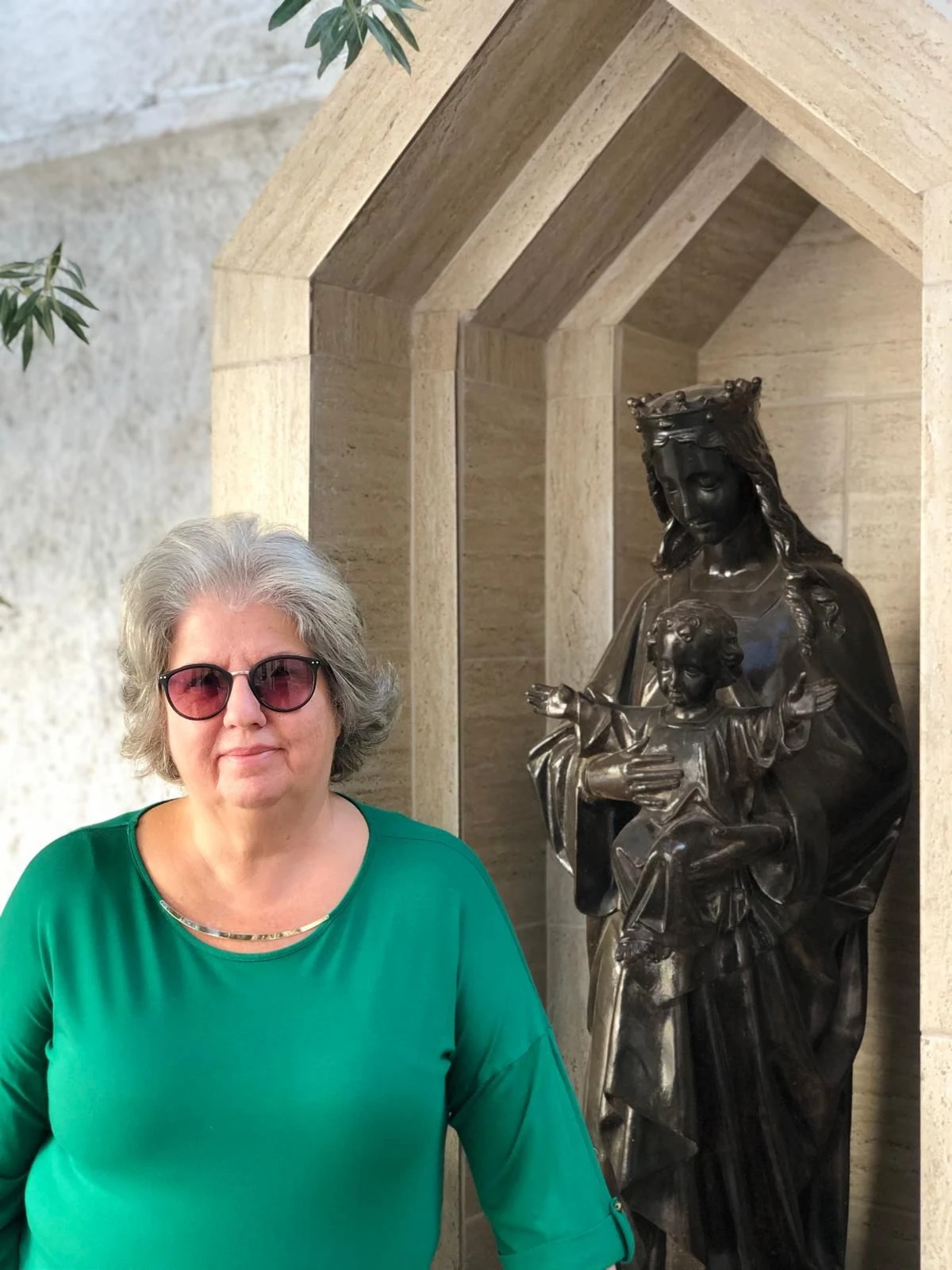 Linda Tito, a 67-year-old Levantine from Izmir, is eagerly awaiting the visit of Pope Leo XIV. “I am happy to go to Istanbul to see the pope, because his visit is a sign of unity and hope for us Christians in Turkey,