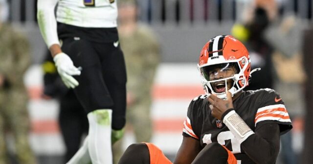 Browns' Shedeur Sanders Made History in Brutal NFL Debut