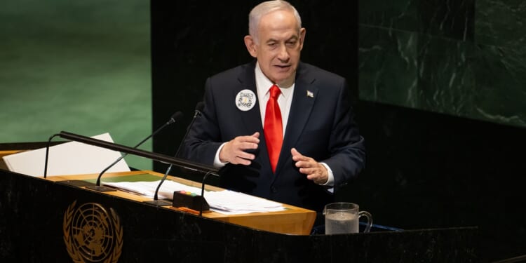 Benjamin Netanyahu speaking at the UN.