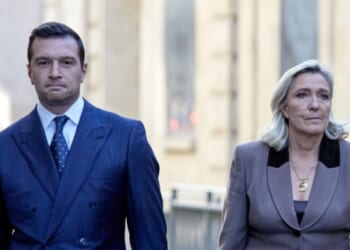 Le Pen Says She Won't Run For President if Court Upholds Conviction