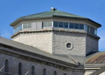 Man Released Under Jail-Emptying Scheme Charged With London Murder