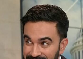 NYC Mayoral Race Reveals White-Collar Workers' 'Precarious Economic Situation'