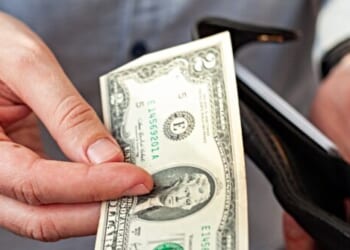 New Legislation Would Require Businesses and Government to Accept Cash